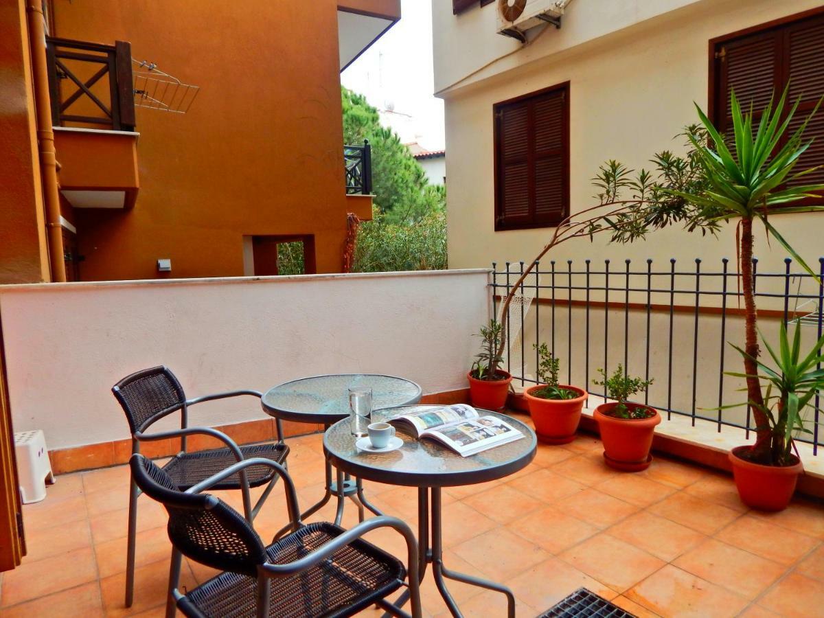 Kripis Studio Salonic Exterior foto